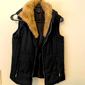 Vest with fur lined collar